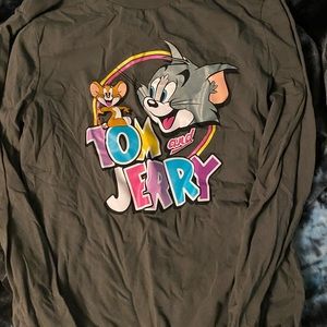 Comfy medium TOM & Jerry shirt